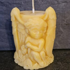 Stumpenkerze- Engel 90 mm x70 mm