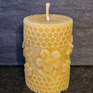 Stumpenkerze Blüten 80 mm x 50 mm